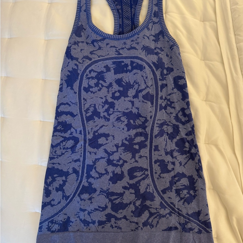 Lululemon Athletica Blue Floral Tank Top